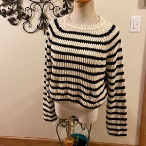 Zara sweater size large